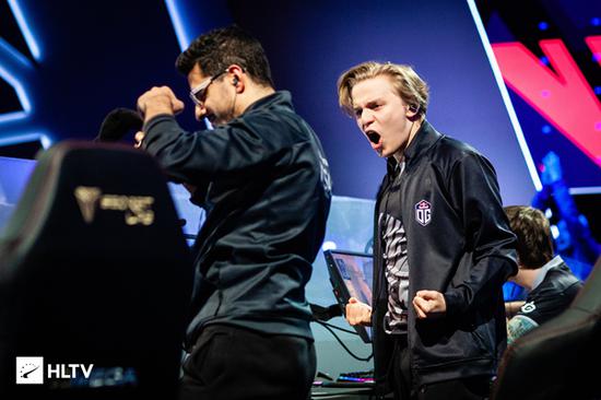 英雄联盟手游暗星尊烬皮肤全面解析与预览